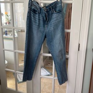 Madewell New without tags. Momjeans 33R